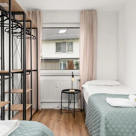 Apartment Gemuetliche - 7 Betten - Balkon - Waschtrockner - Smart Tv *
